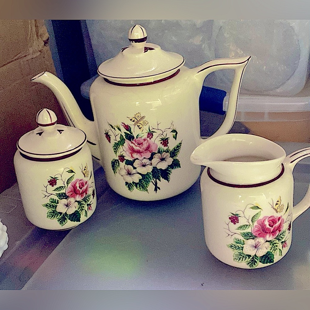 Edwin Knowles Coffee 3pc set Teapot, creamer, sugar Rose Floral Butterfly 1940s